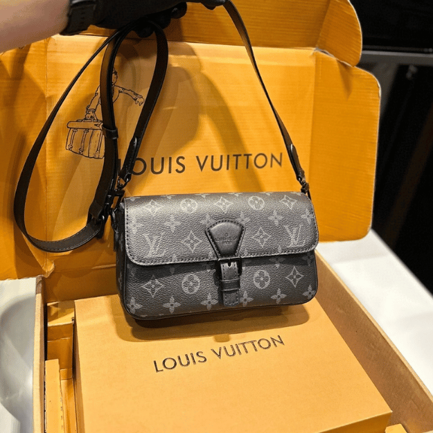 Louis Vuitton S-Cape Messenger Monogram Empreinte Black 9 Inches
