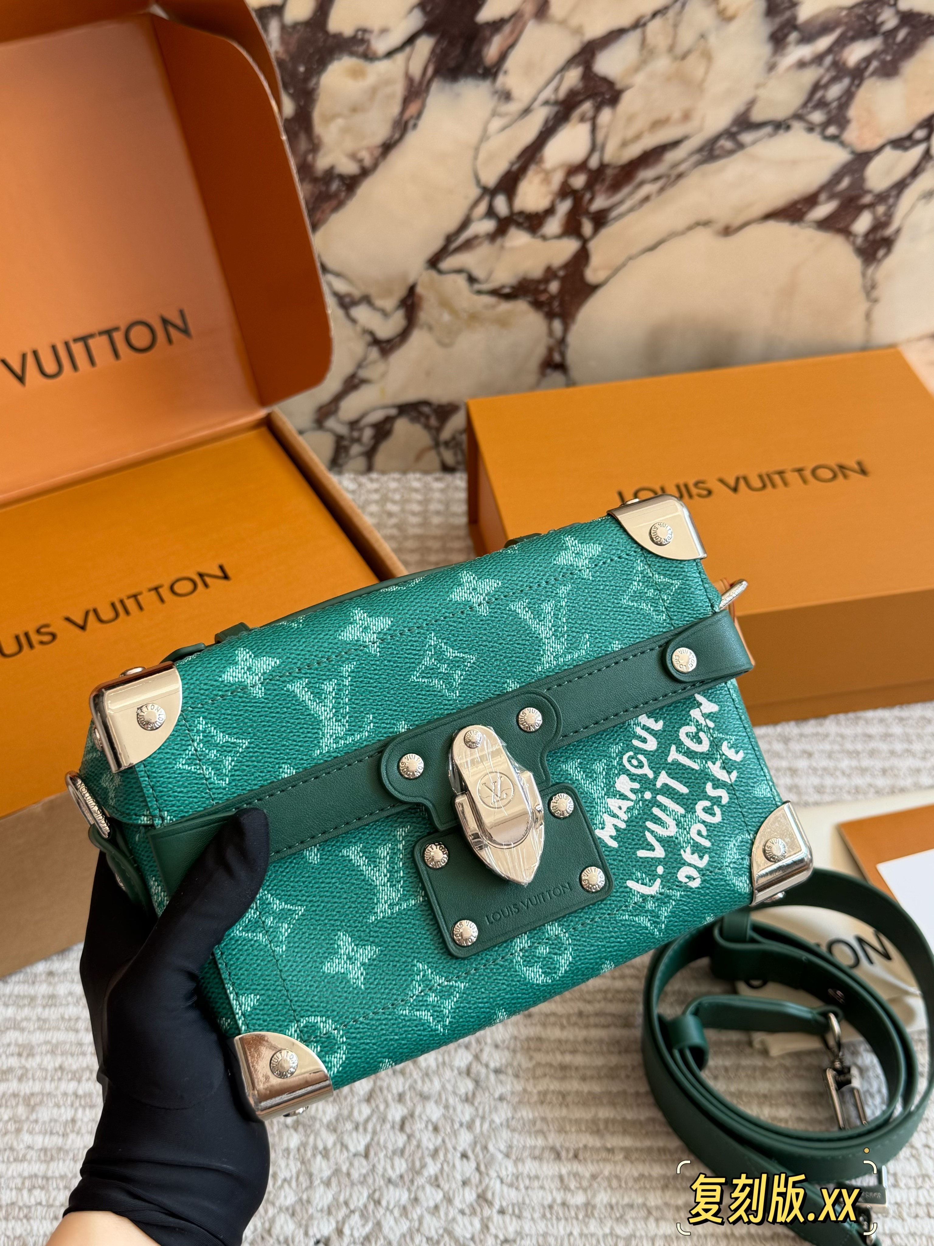 LV Soul Trunk Messenger Bag - cnluxepick