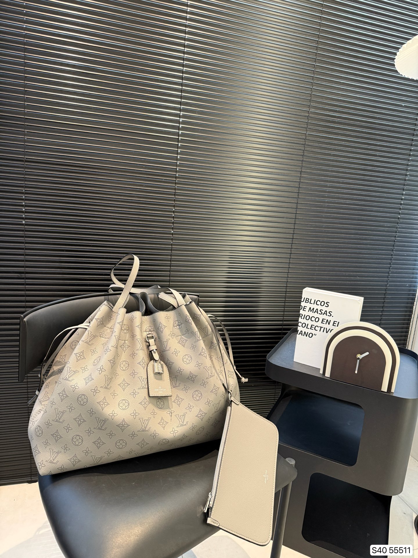 LV simple and stylish tote bag - cnluxepick