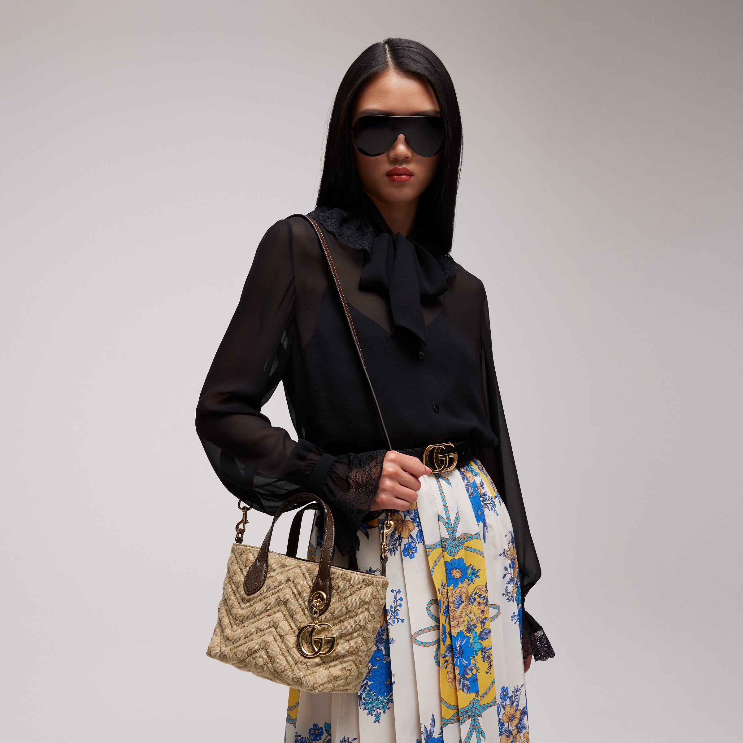 BAG（17.5 X 17 X 12.5 CM)