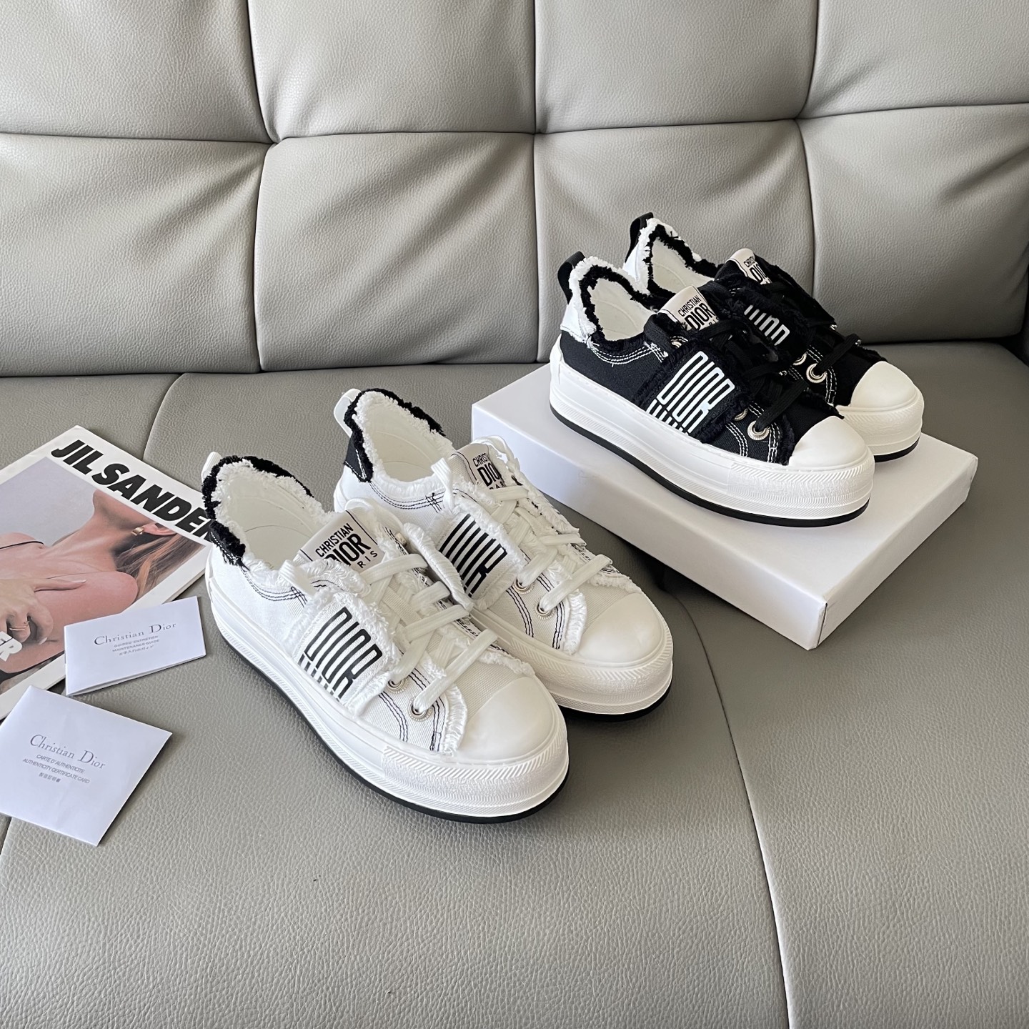 Dior platform embroidered canvas shoes - cnluxepick