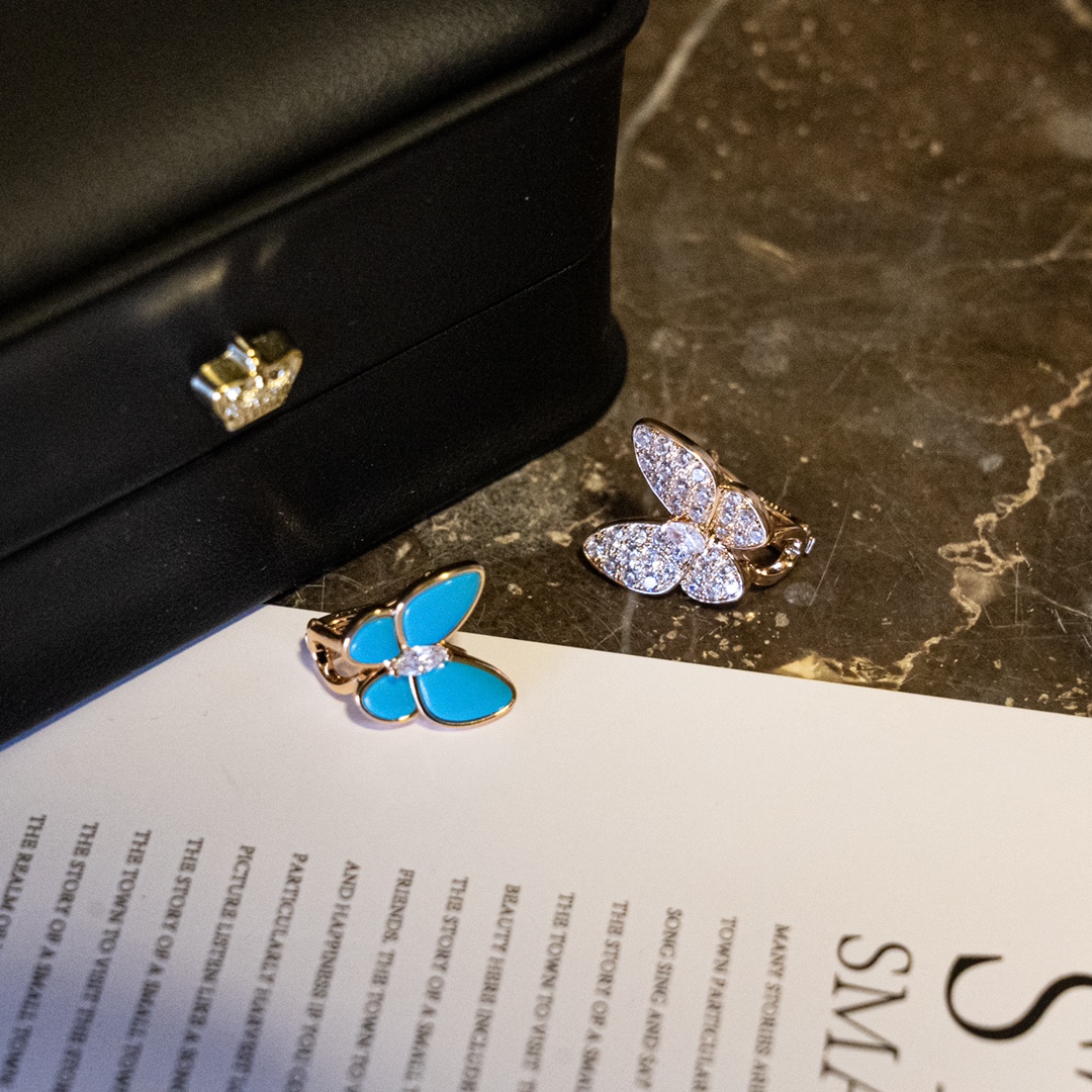 Van Cleef & Arpels Butterfly Earrings - cnluxepick