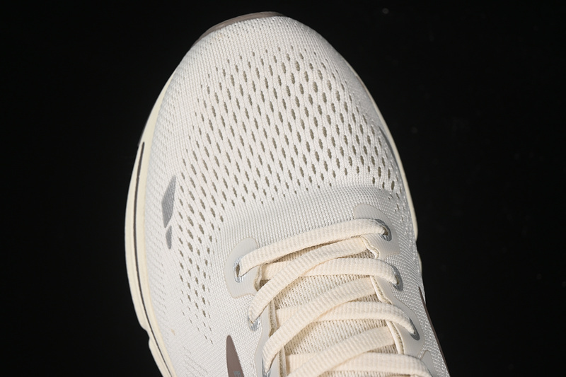 Brooks Ghost 15 Running Shoes