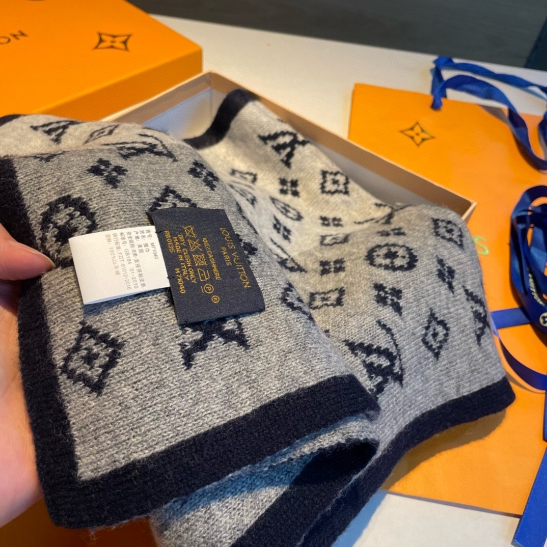 Louis Vuitton Monogram Pattern Allover For Women 180cm