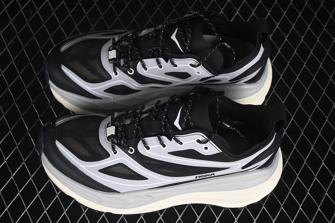 HOKA One One Stinson One 7