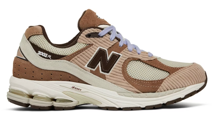 New Balance 2002R SSENSE Exclusive Corduroy Brown M2002RSS Casual Running Shoes