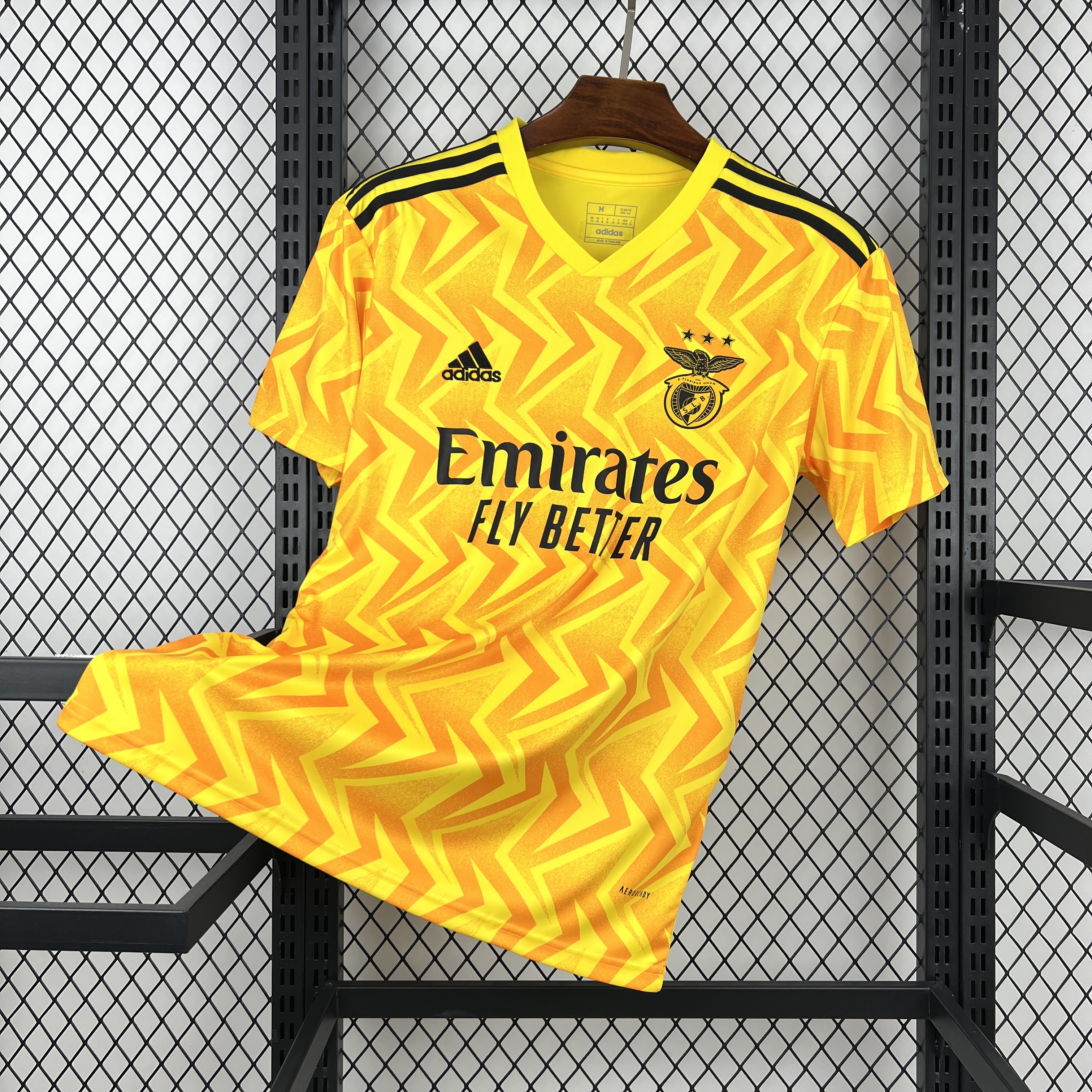 Benfica maillot foot extérieur 2026 2027€14.99