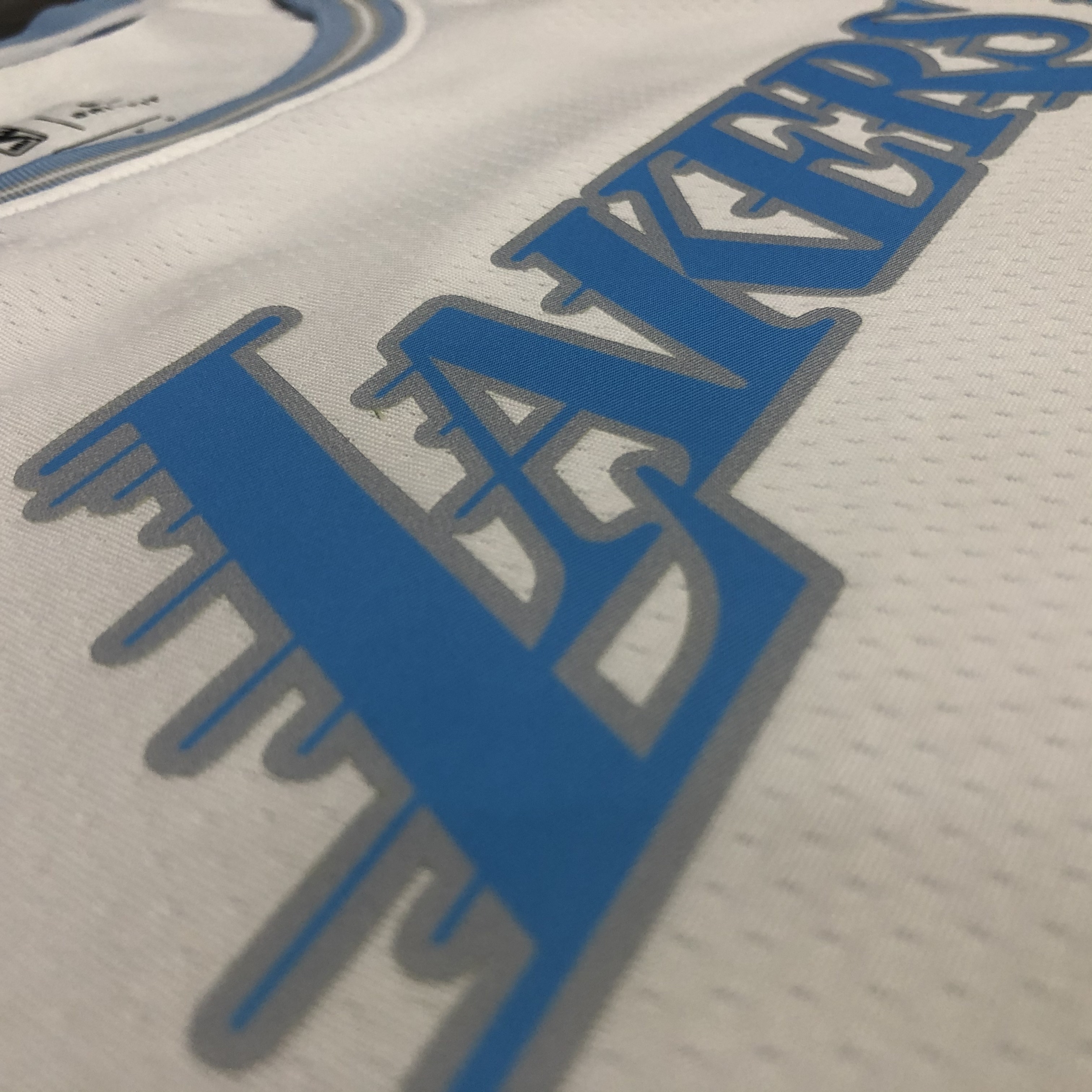 21 Season Lakers Retro White #23