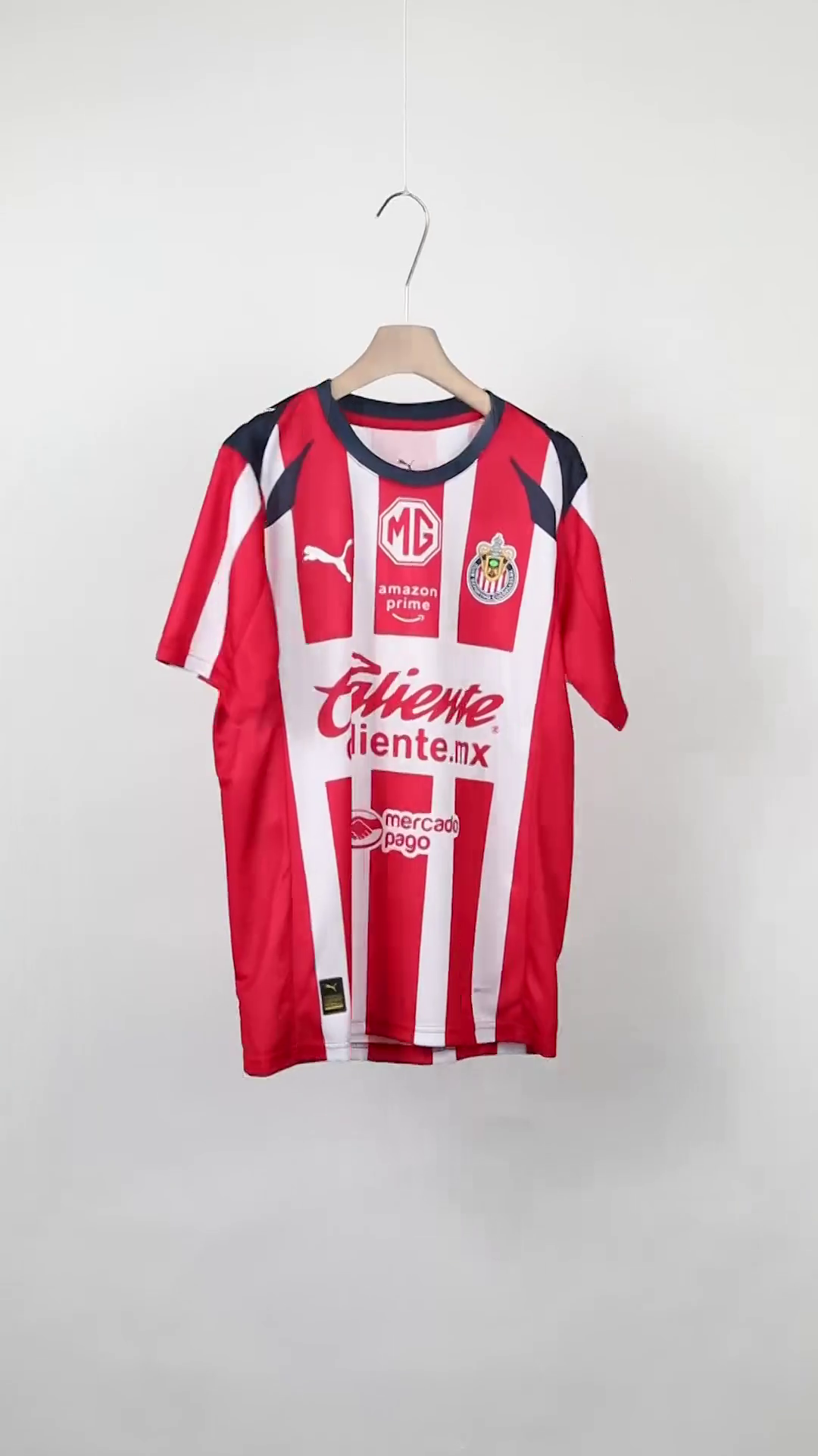Chivas Home Soccer Jersey 2025/26