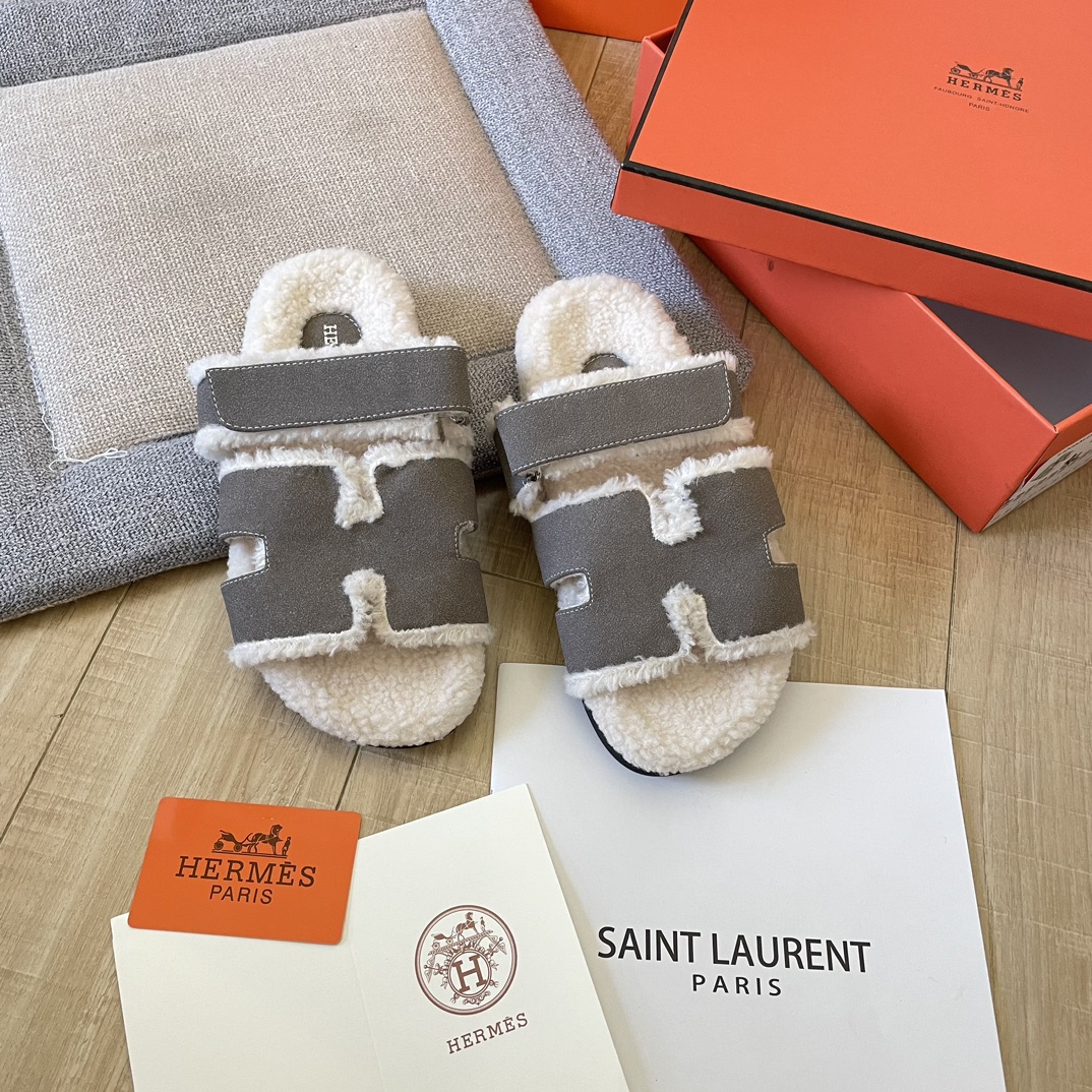 Hermès Fur Slippers - cnluxepick