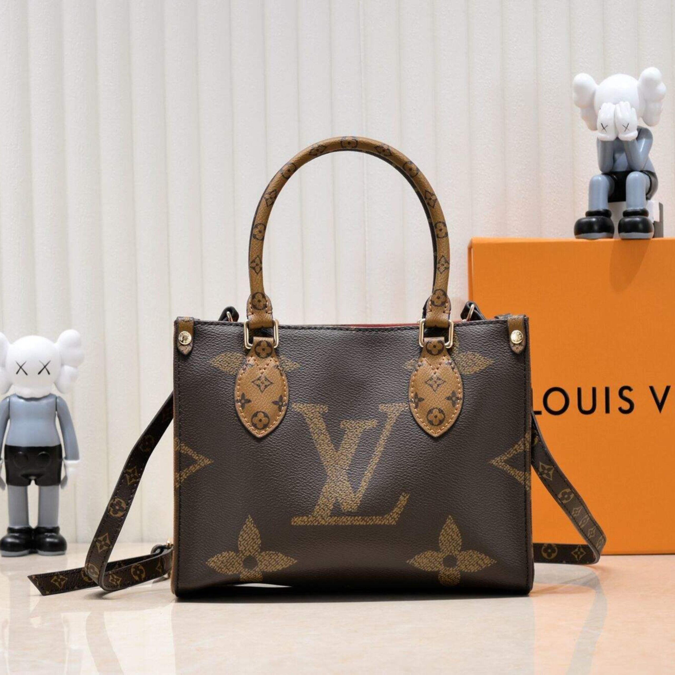Louis Vuitton Onthego PM Brown 9.8 Inches M46373