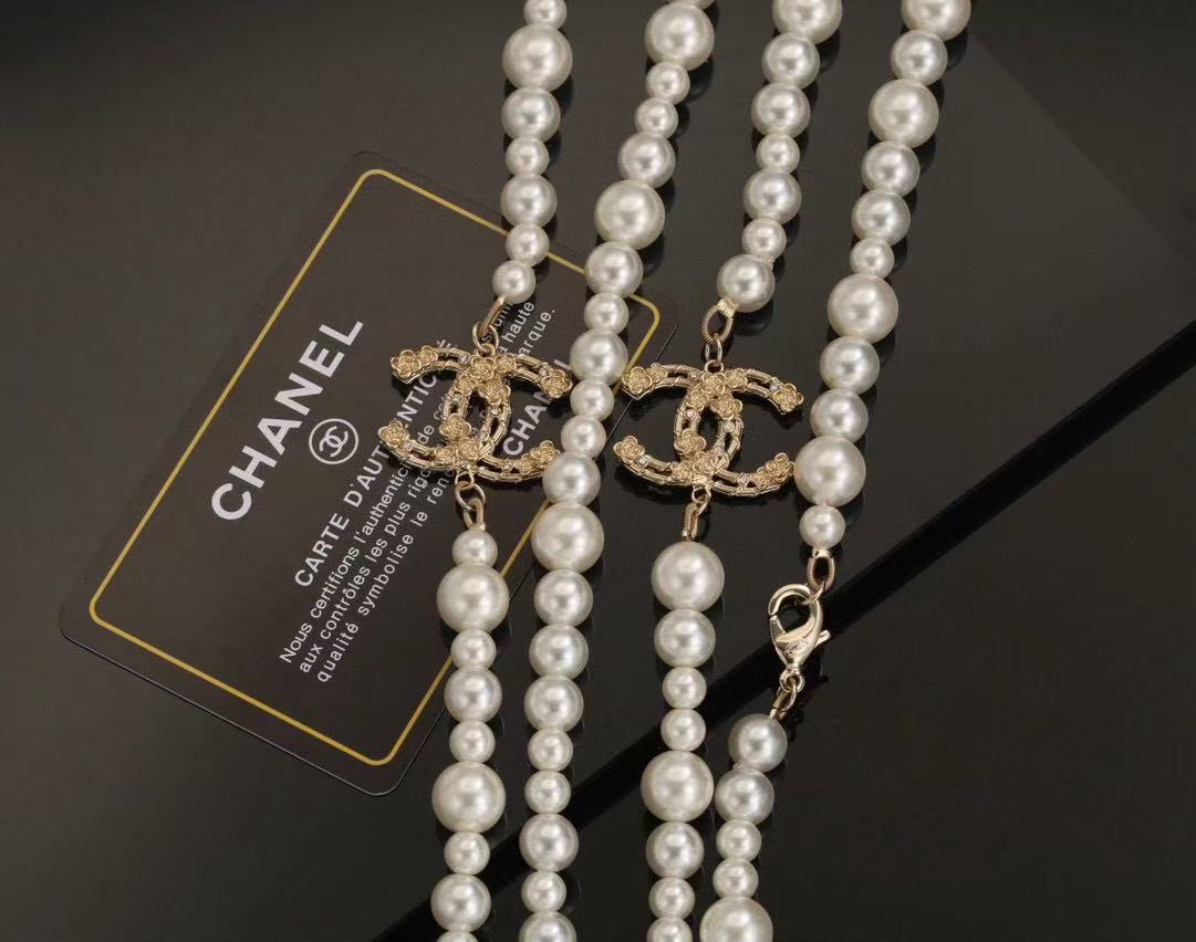 Chanel Large and small pearl necklace - cnluxepick