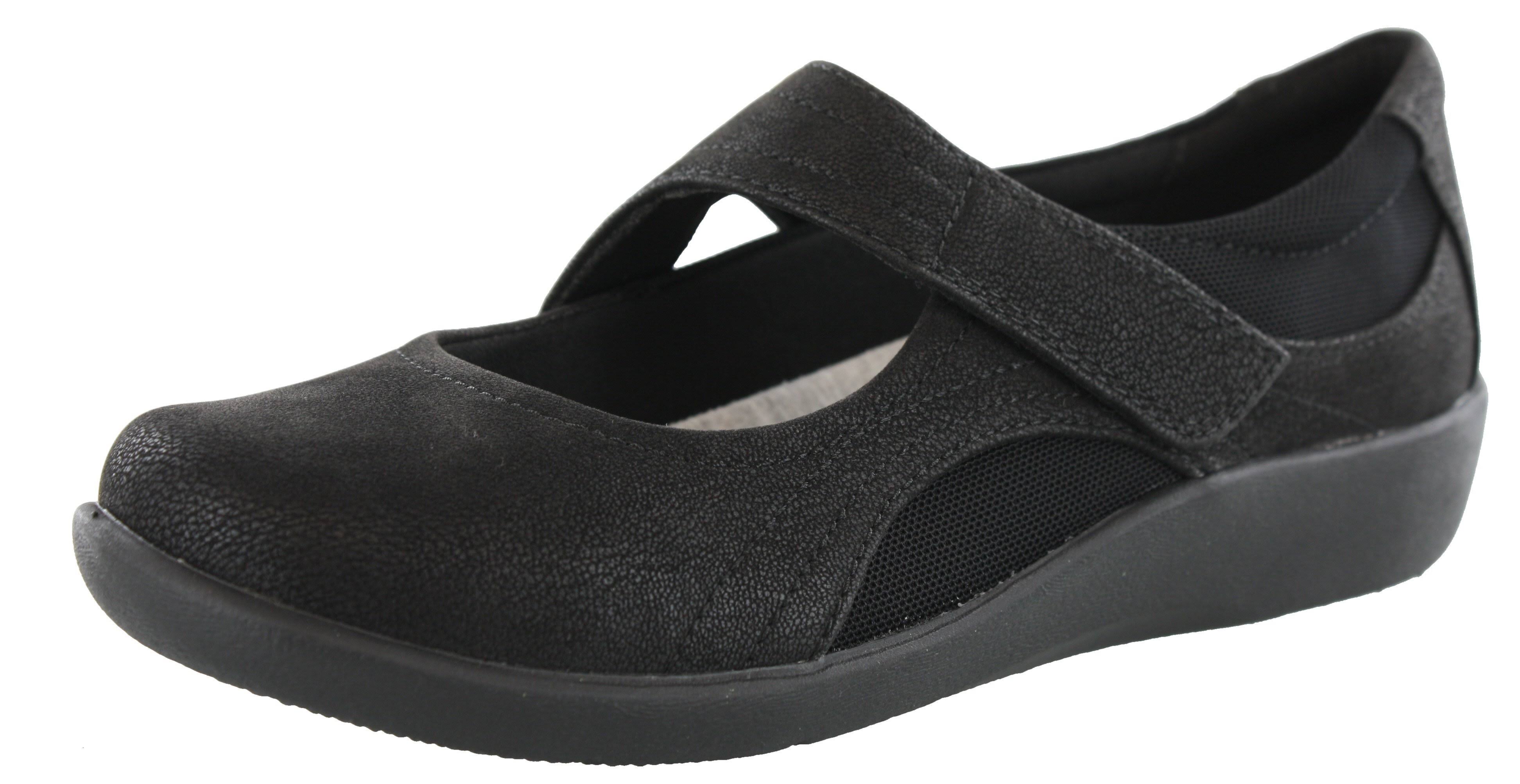 Clarks Sillian Bella Black / 7