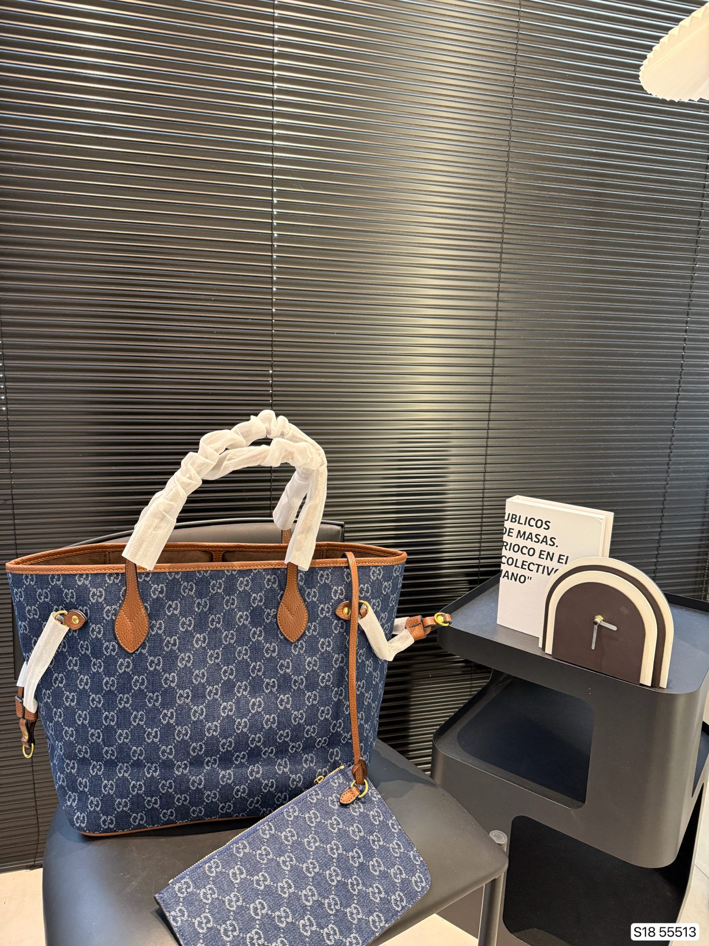 Gucci new denim shopping bag - cnluxepick
