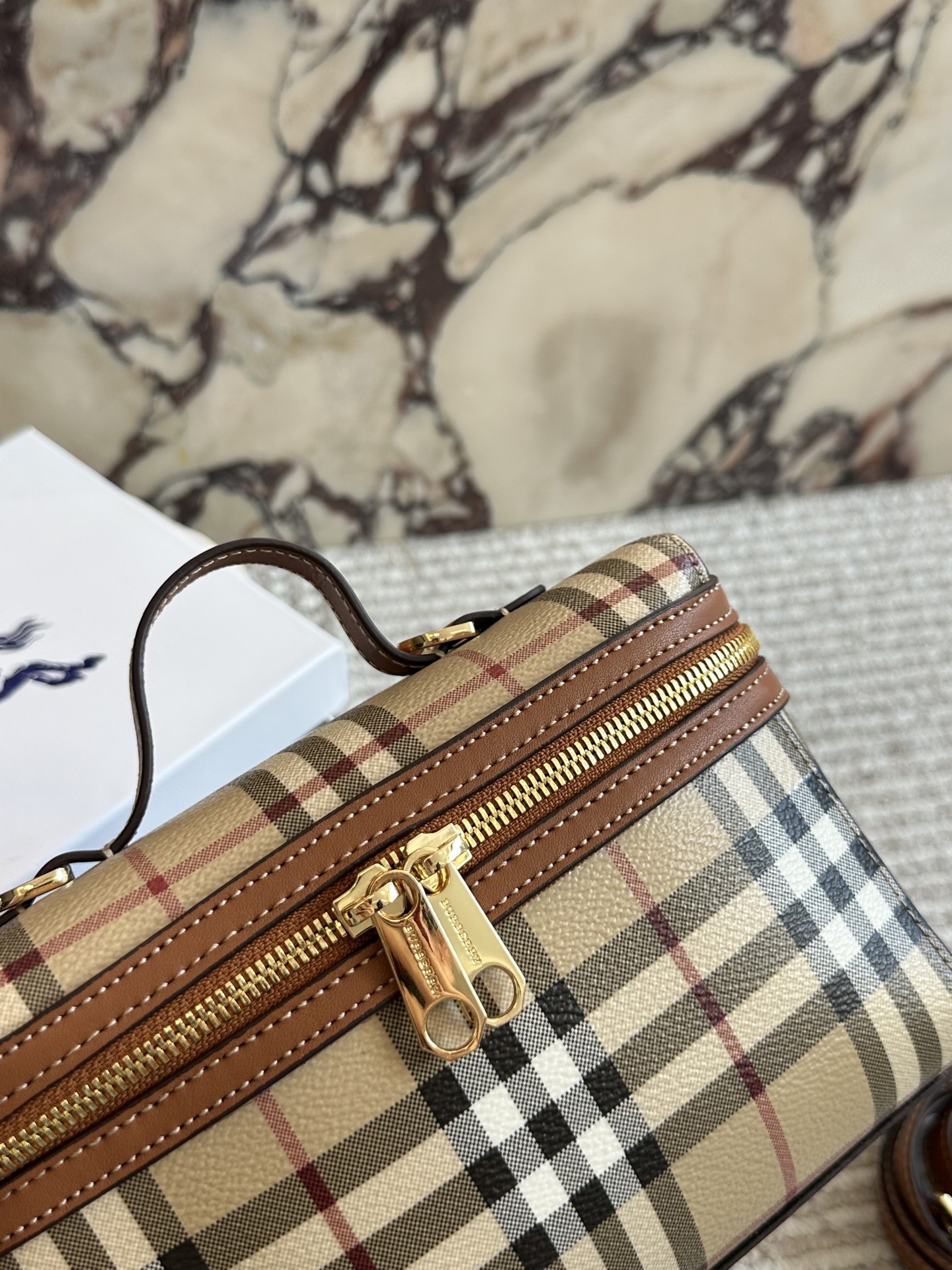 Burberry Vintage Bag - cnluxepick