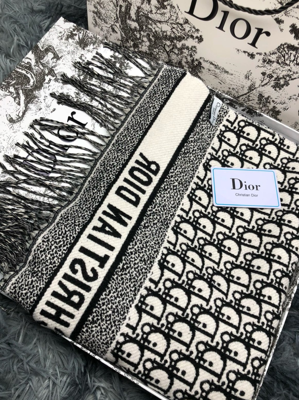 dior scarf - cnluxepick