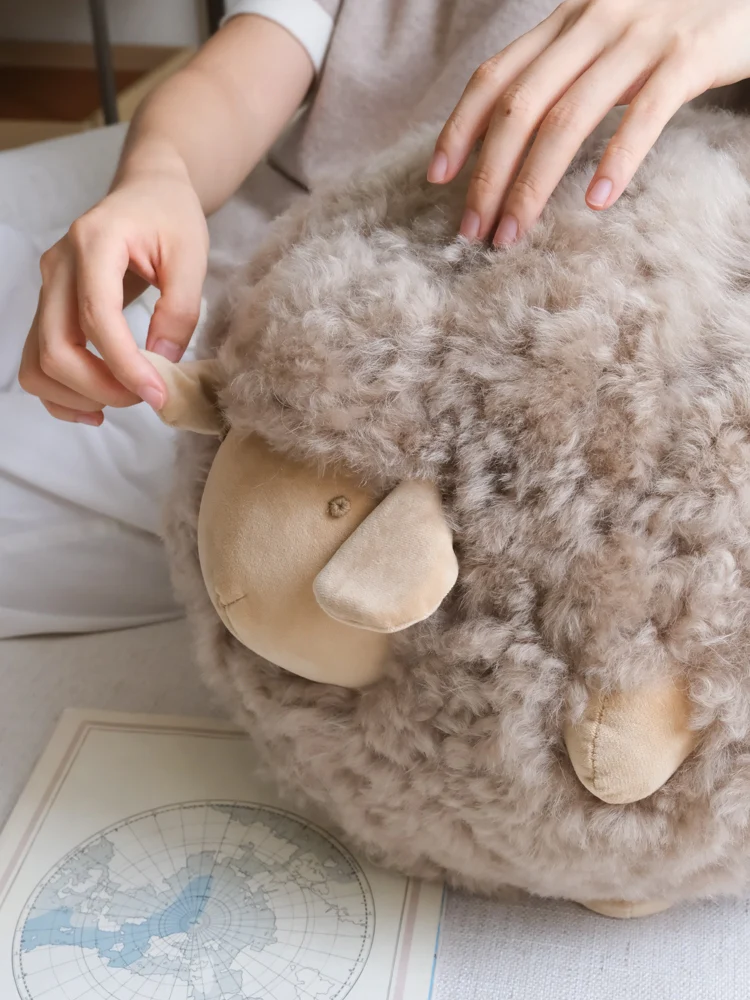 BD065 - Whole Sheep Wool! Shaun the Sheep Sofa Pillow