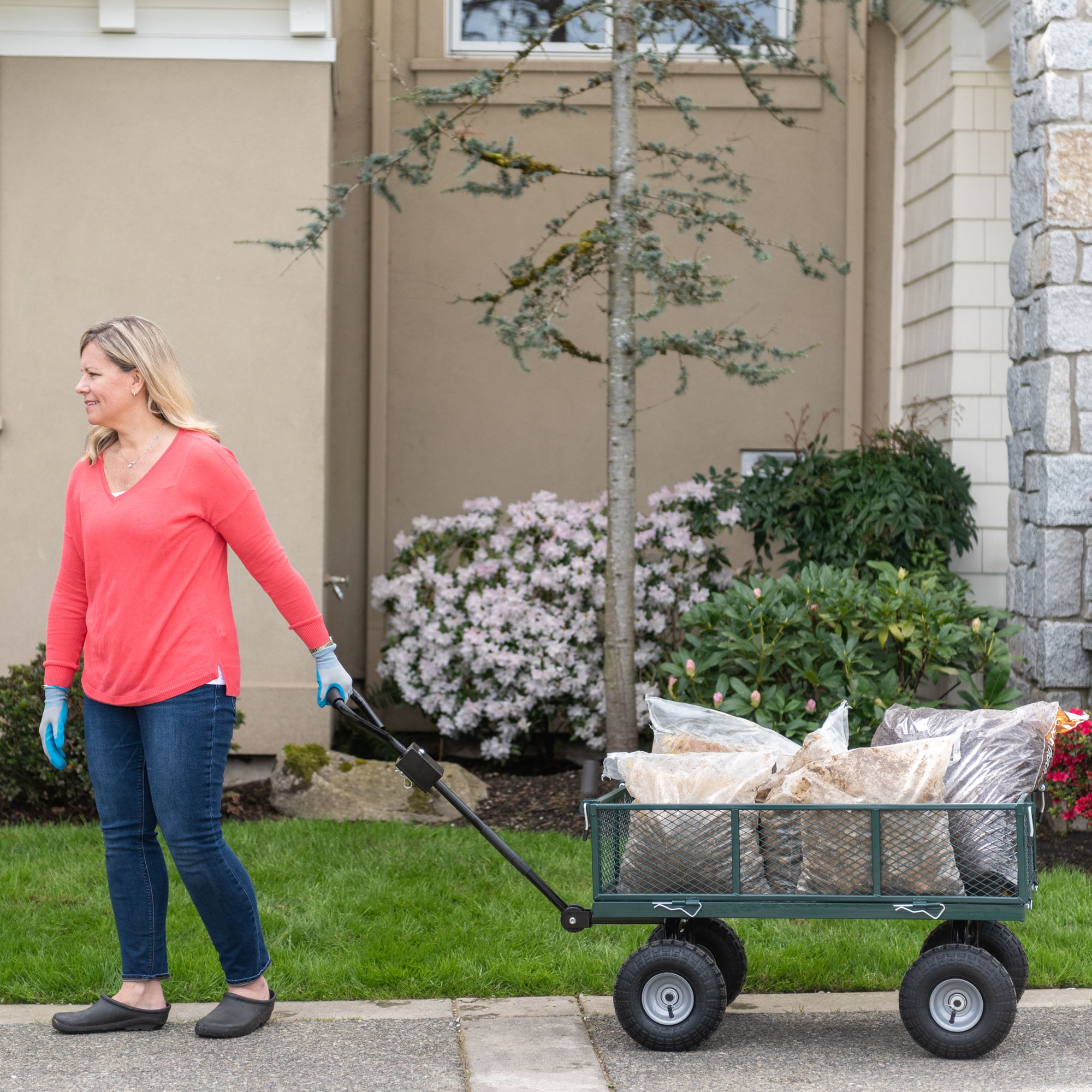 Garden Star 700lb Capacity, 38�� x 20�� Towable Mesh Garden Utility Cart