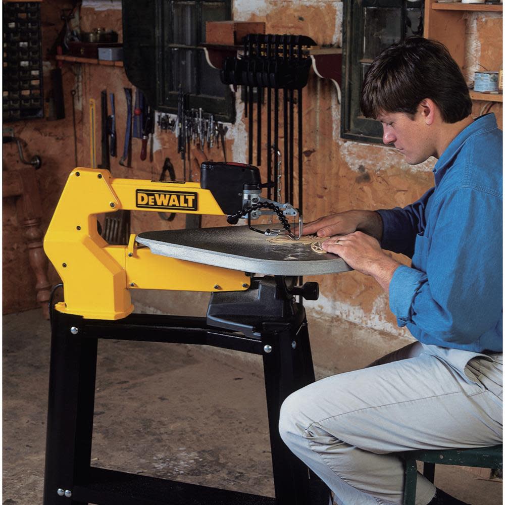 DEWALT HEAVY-DUTY 20 VARIABLE-SPEED SCROLL SAW (DW788);