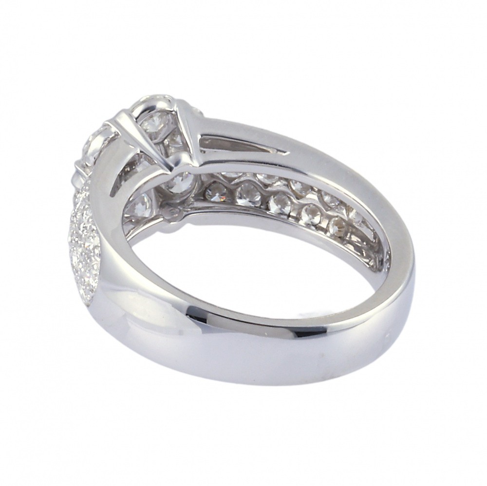 Van Cleef & Arpels Fleurette #49 Ring 18K White Gold Diamond