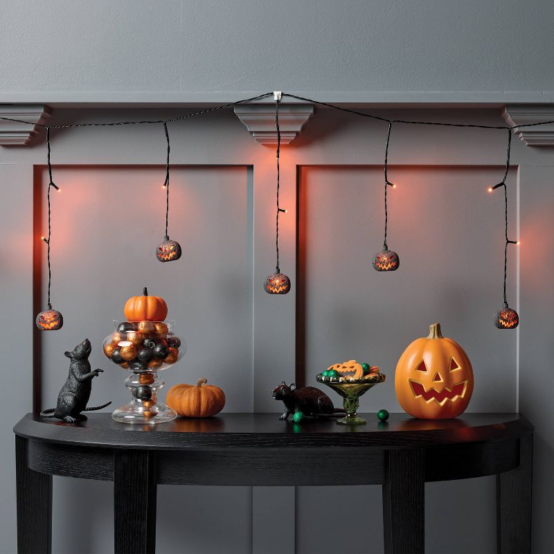 20ct Lights and 8 Icons Halloween Pumpkin Novelty Light String with Black Crackle Finish - Hyde and EEK!Boutique™
