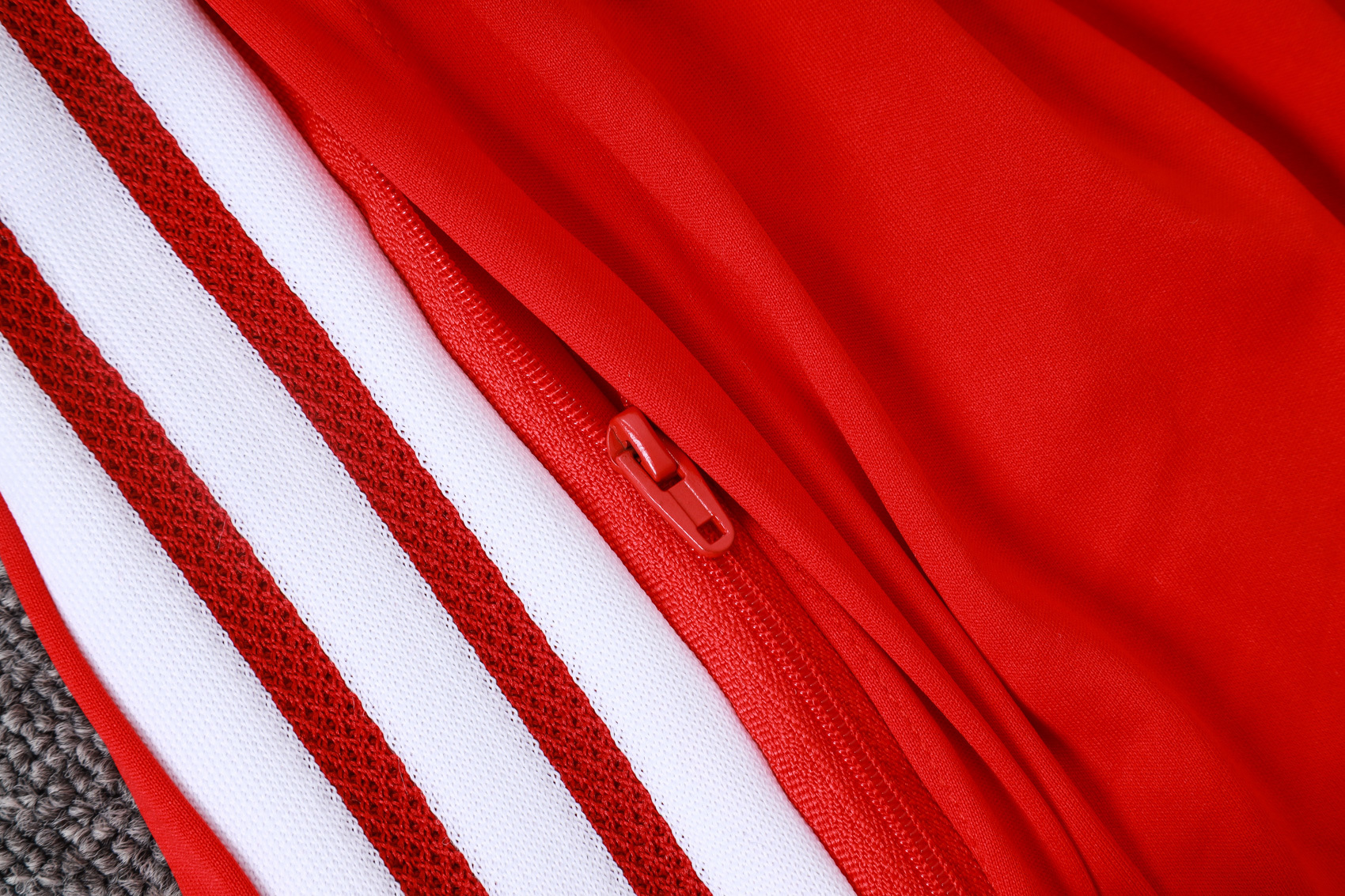SC Internacional Half Zipper Training Suit B26014