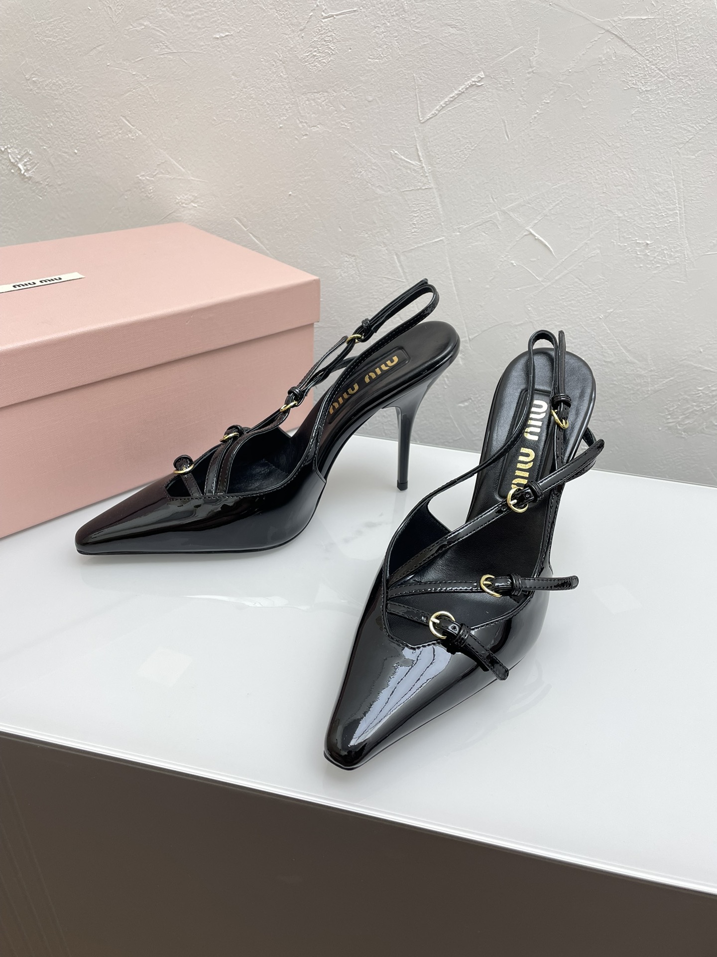 Miu Miu Belt Buckle High-Heeled Sandals Premium Version - cnluxepick