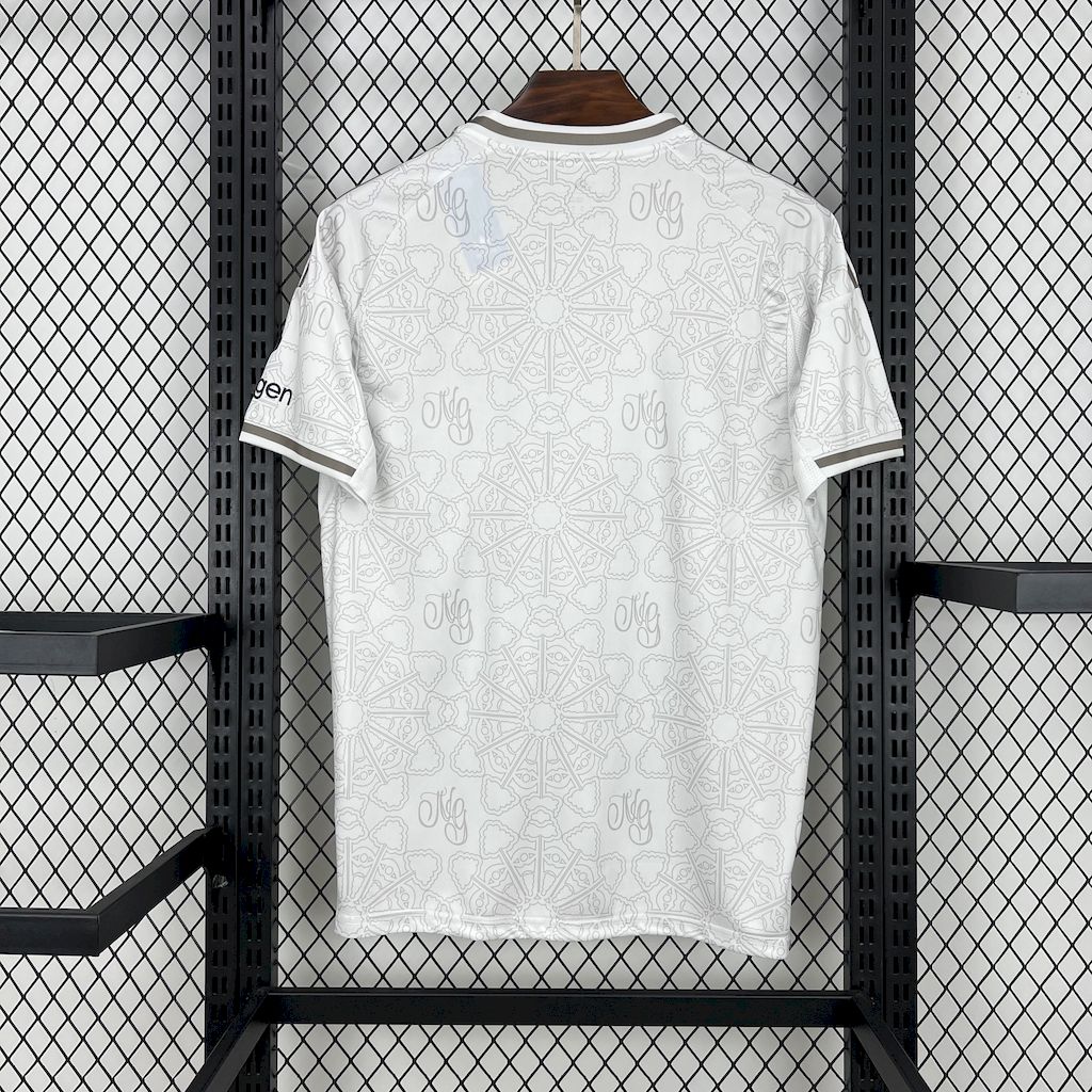 Nottingham maillot foot extérieur 2025 2026€14.99