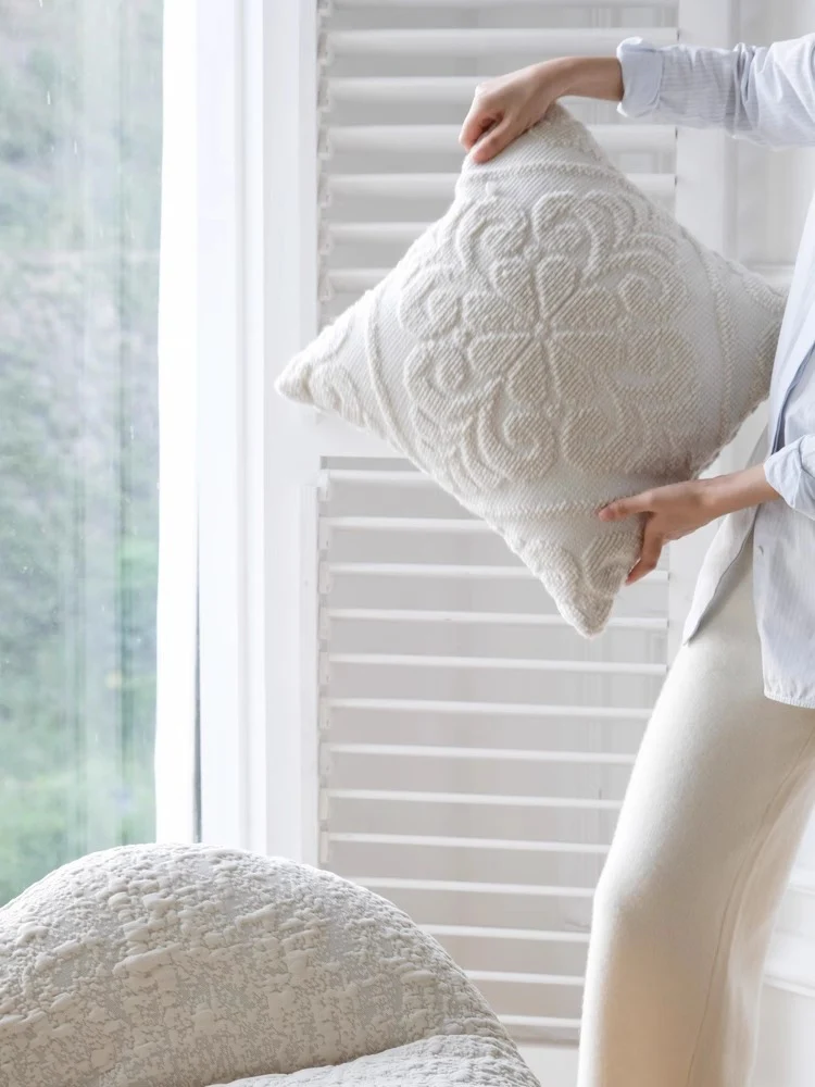 BD070 - Cire Trud@n Series Embossed Pillow: Cream, Soft, and Three-Dimensional, Ideal for Home Use