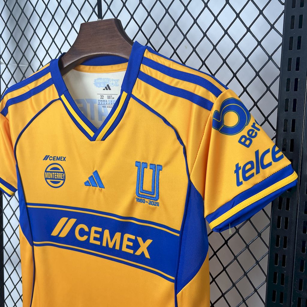 Tigres UANL Kit Enfant Maillot Foot 2025 2026€13.99