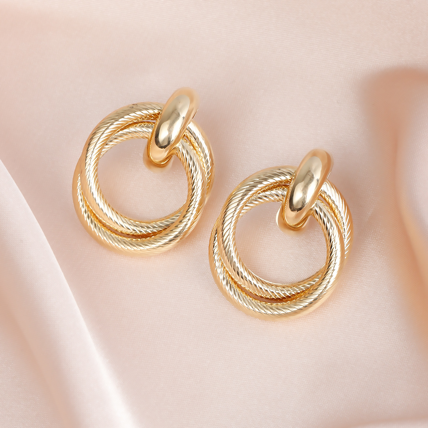 Double Layer Round Circle Dangle Earrings for Women Vintage Simple Golden Metal Drop Earrings Geometry Jewelry Gifts