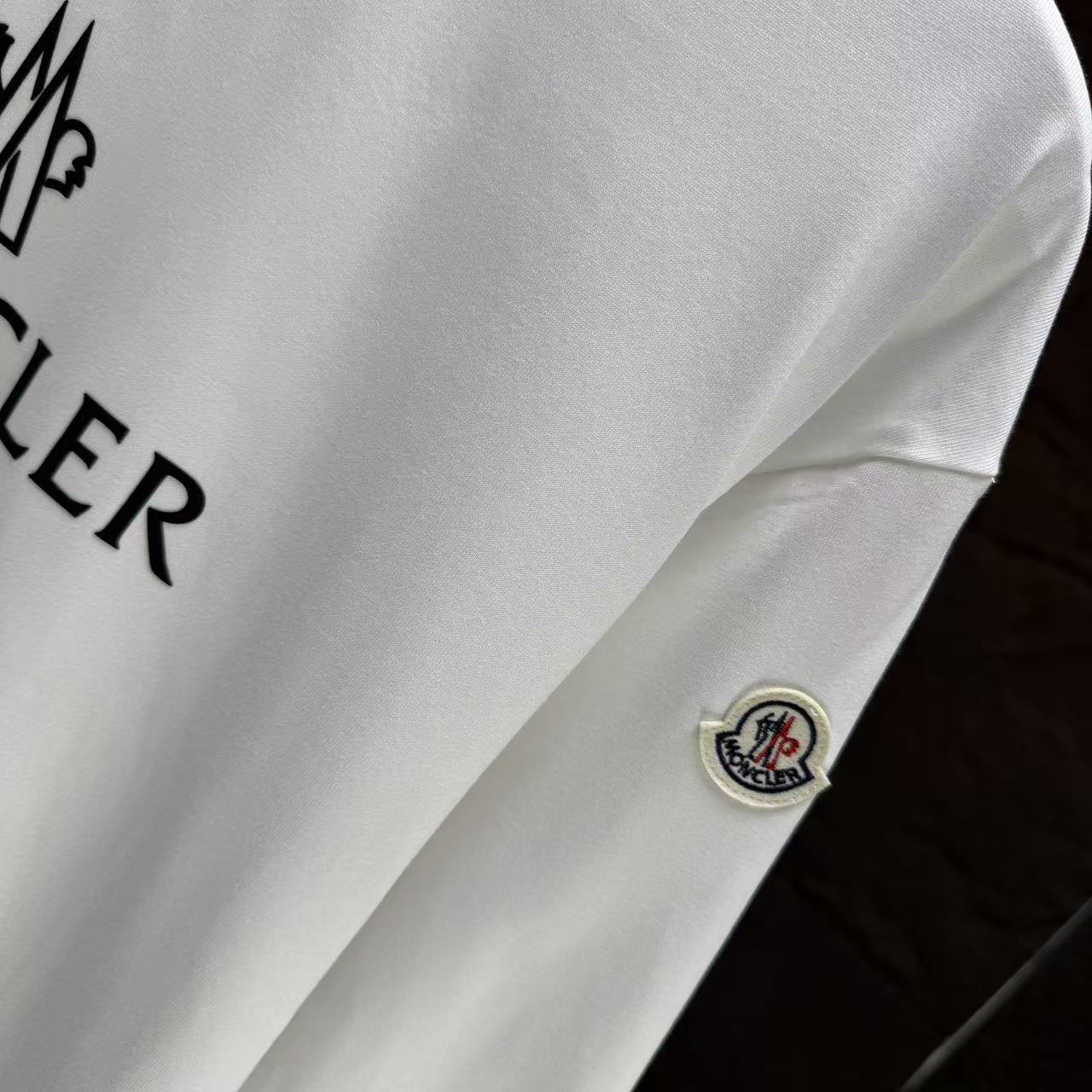 大人メンズファッション 2026モンクレール ロングt メンズ コピー MONCLER  人気