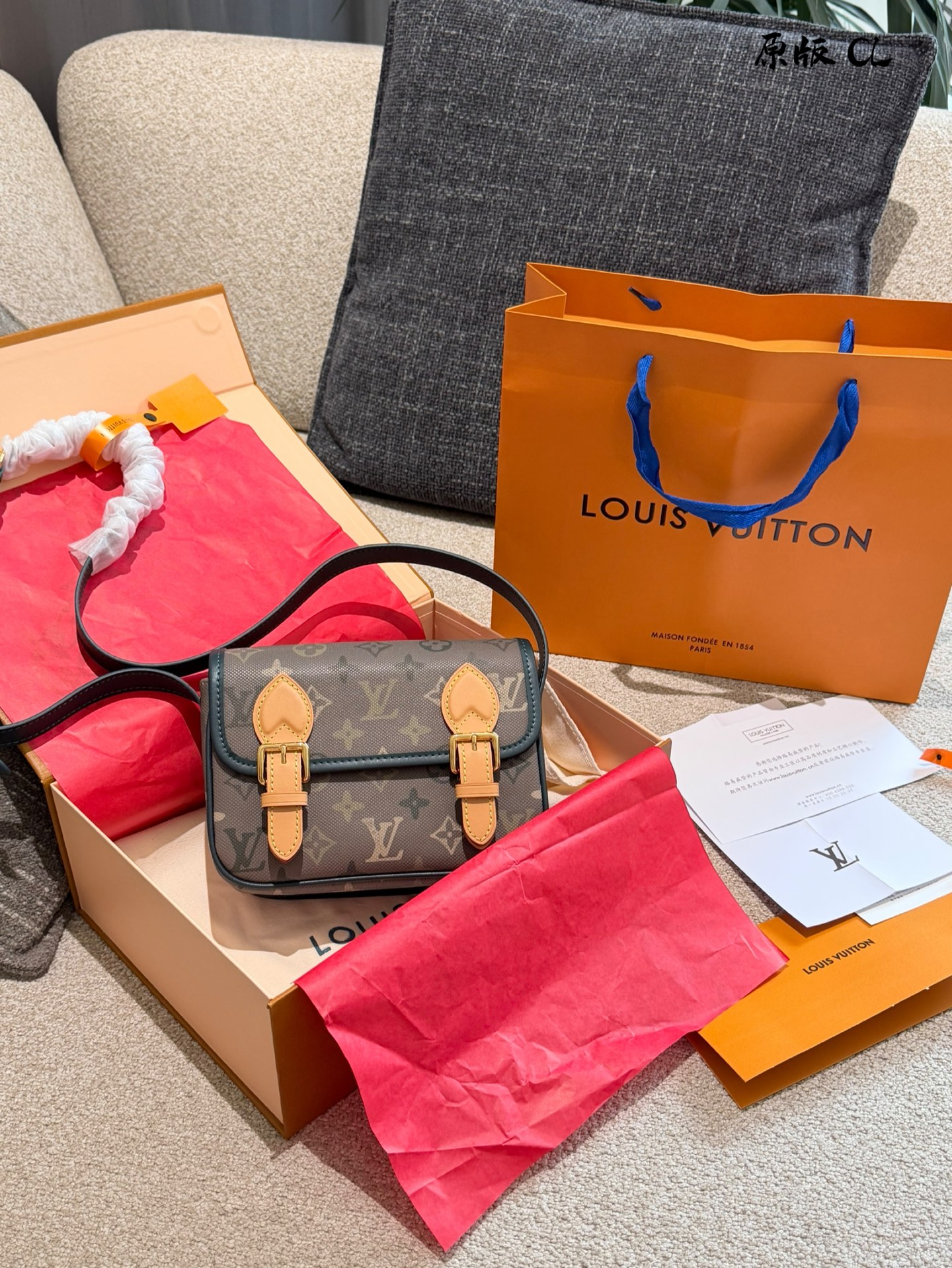 LV Satchel Mini Messenger Bag - cnluxepick
