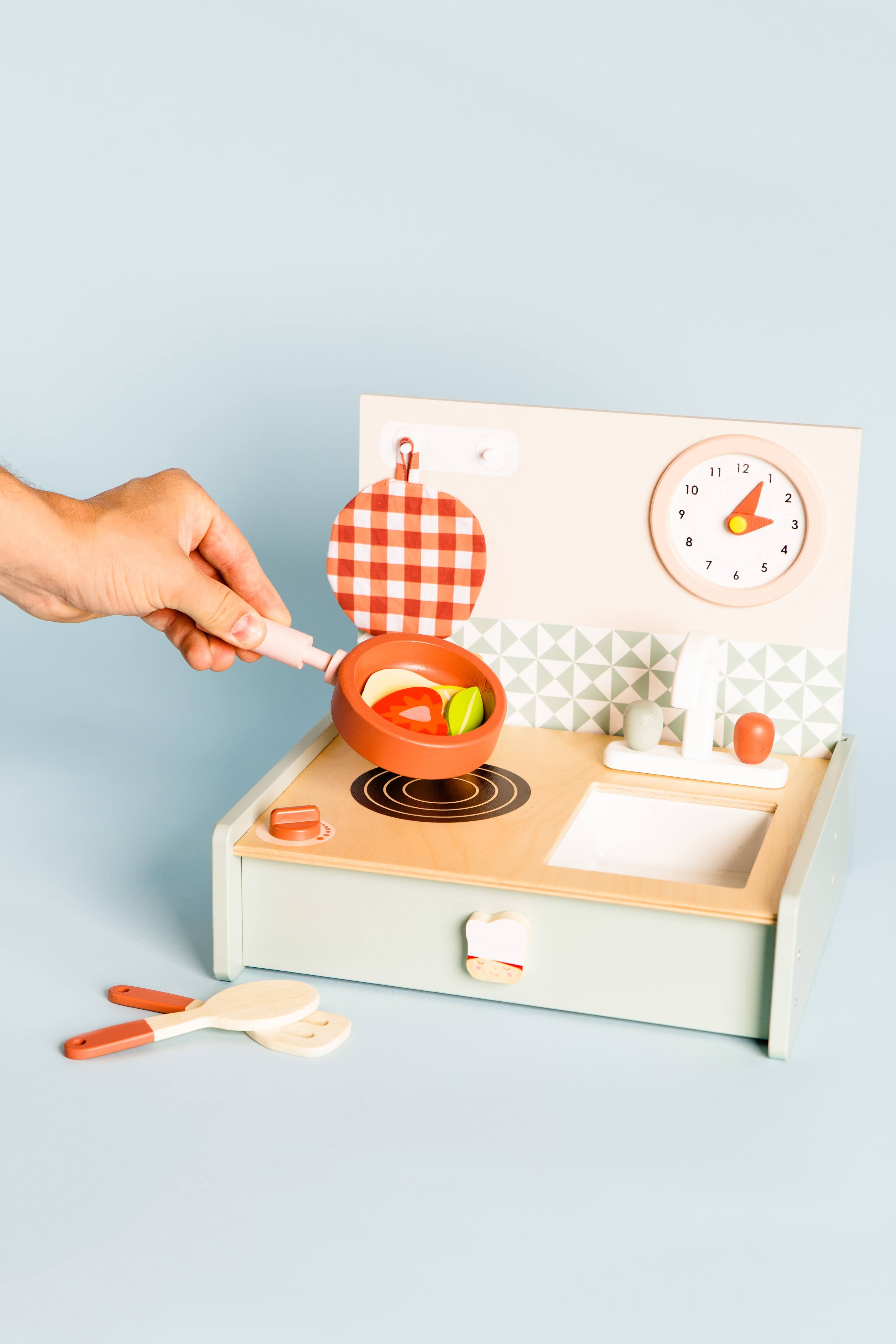 Tender Leaf Toys Kitchenette
