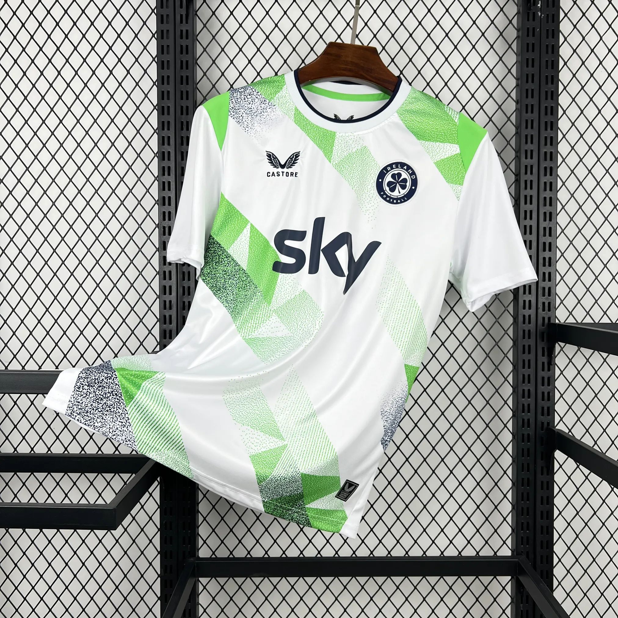 Ireland maillot foot extérieur 2026 2027€14.99