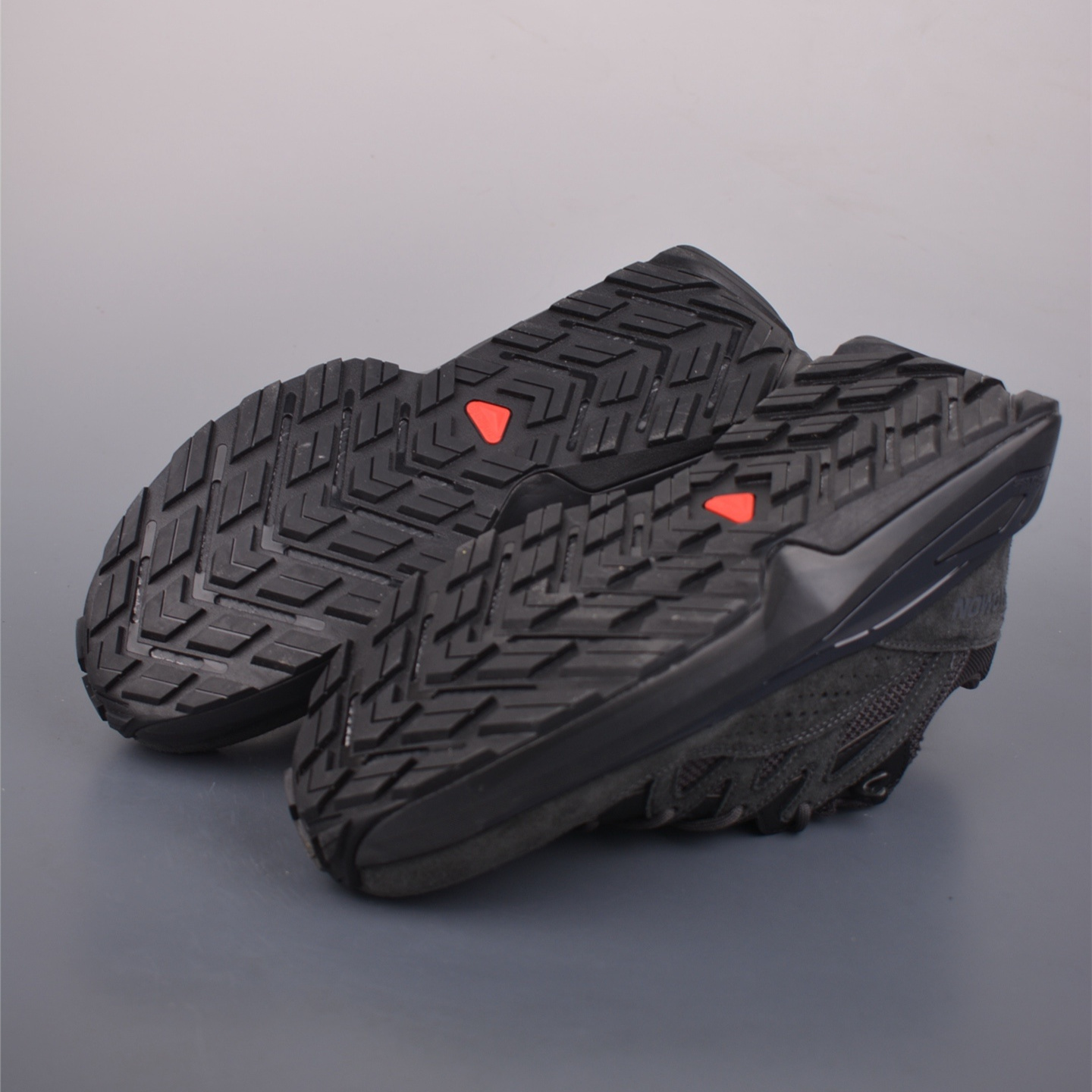 Salomon ODYSSEY ELMT LOW Black Phantom Black sneakers L47376600