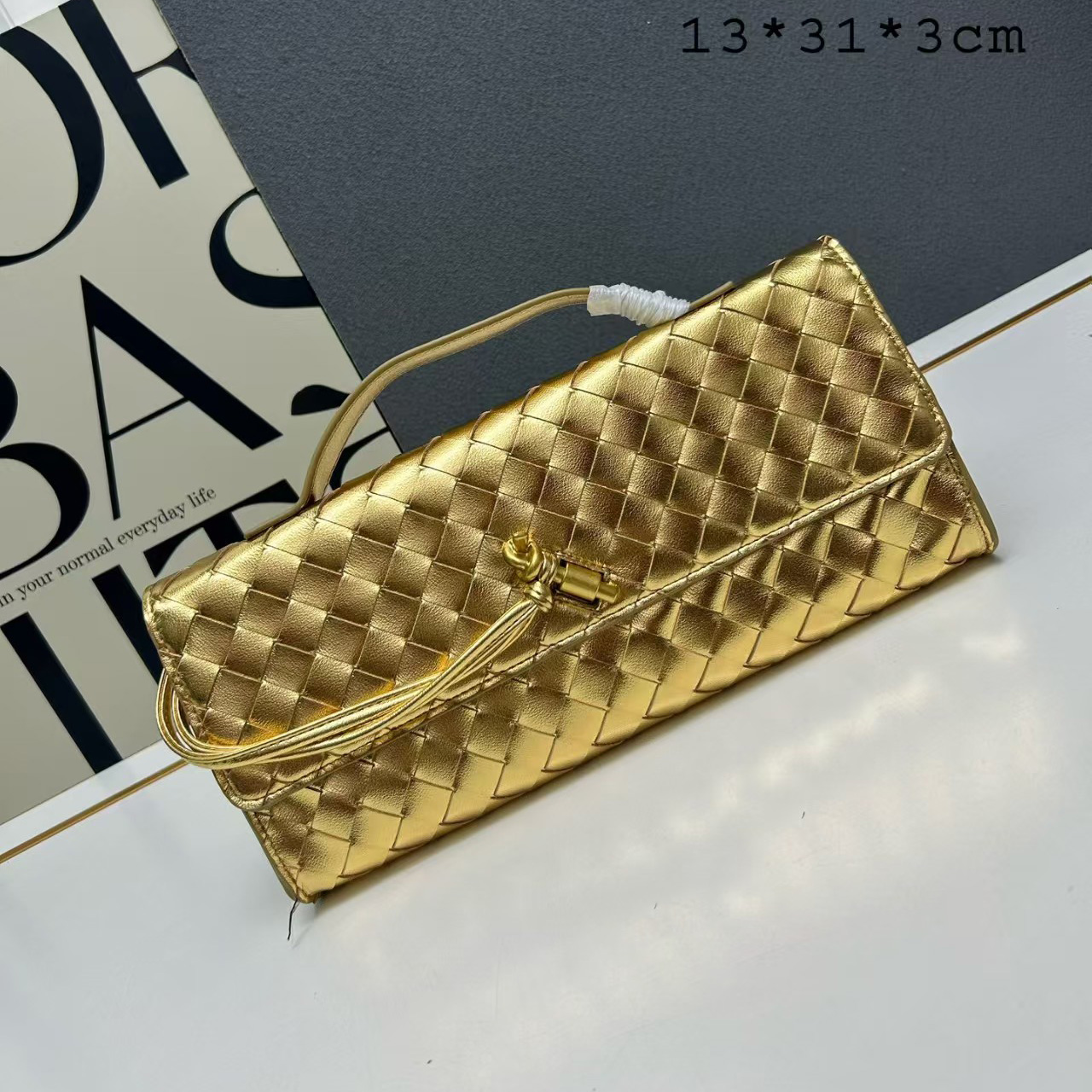 BV clutch intrecciato Prepare leather handbag - cnluxepick