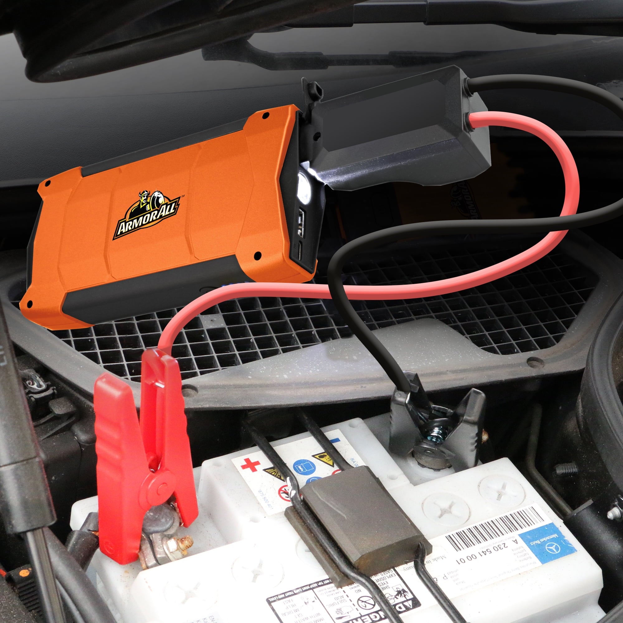 Armor All Emergency Jump Starter Power, 3 Different Emergency LED Lights, 600 Amps, 7200 mAh