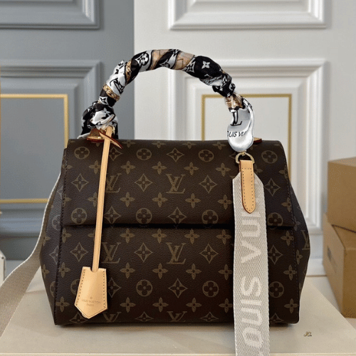 Louis Vuitton Cluny MM Monogram 11.4 Inches