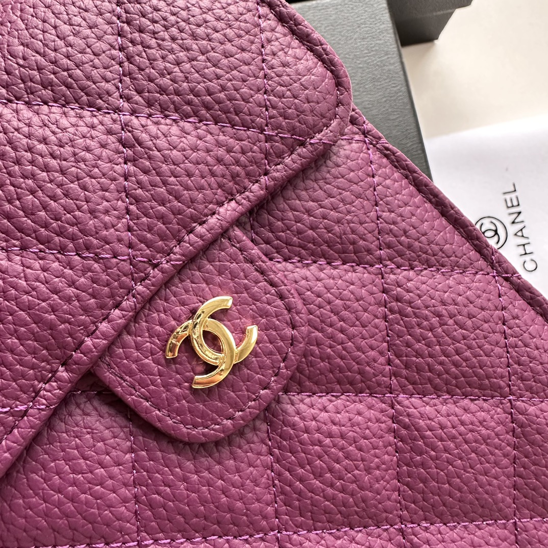 Chanel Mobile phone bag - cnluxepick