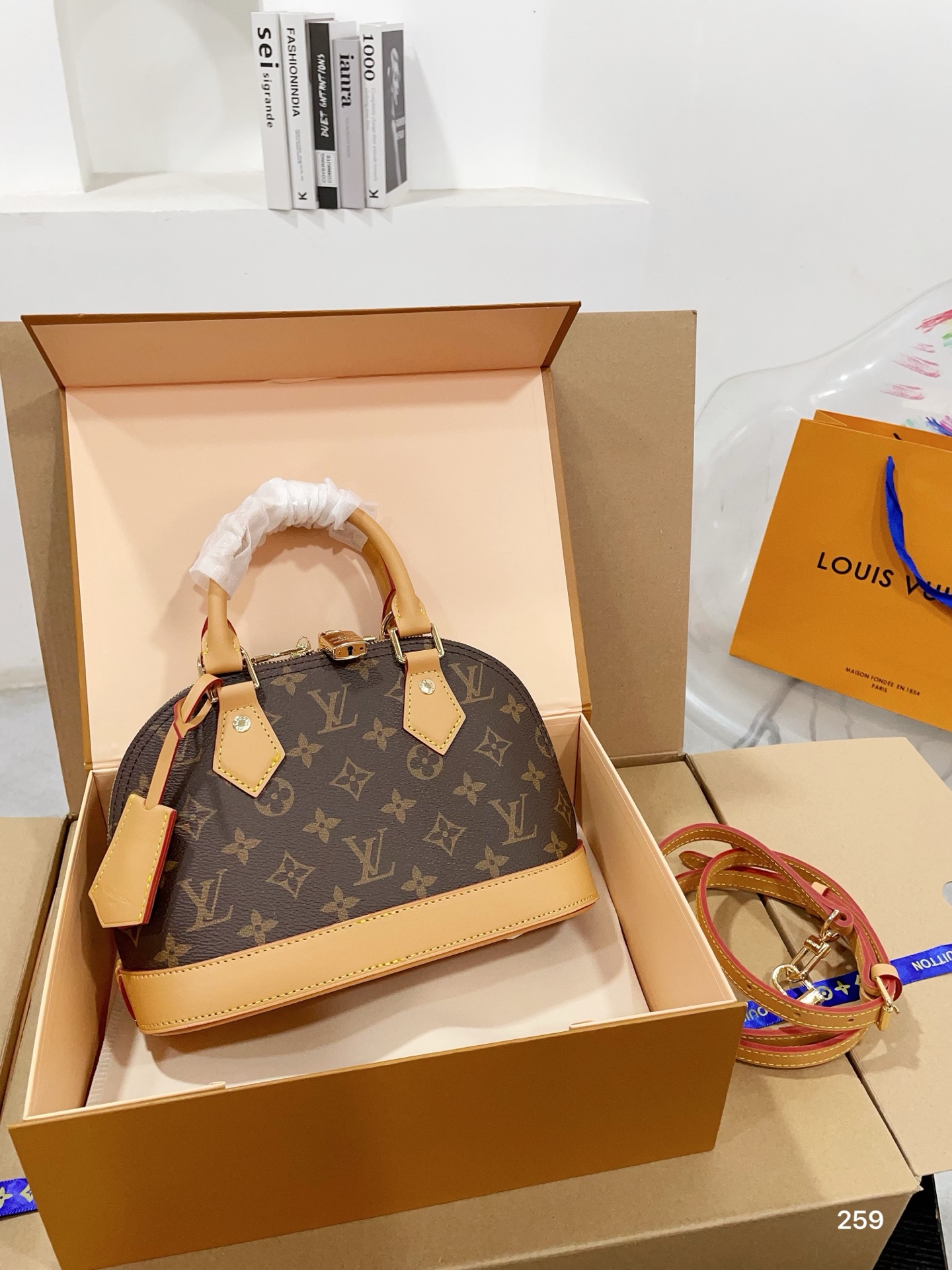 Lv Alma BB shell bag - cnluxepick