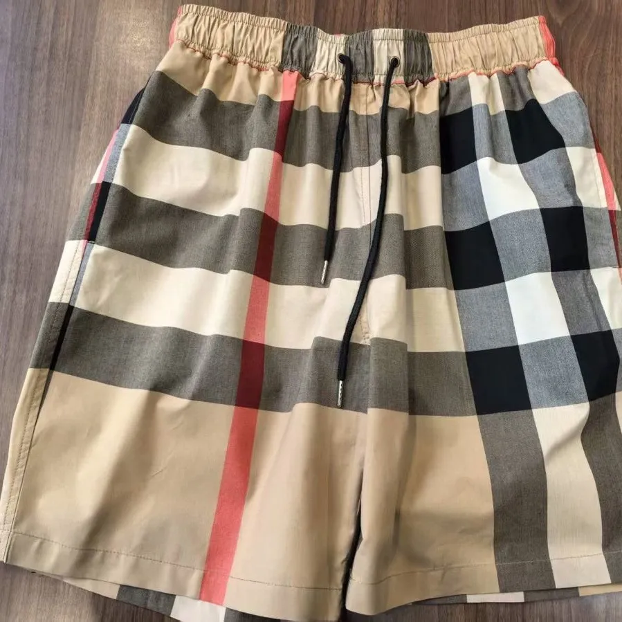 Burberry Men's Slim Shorts - cnluxepick