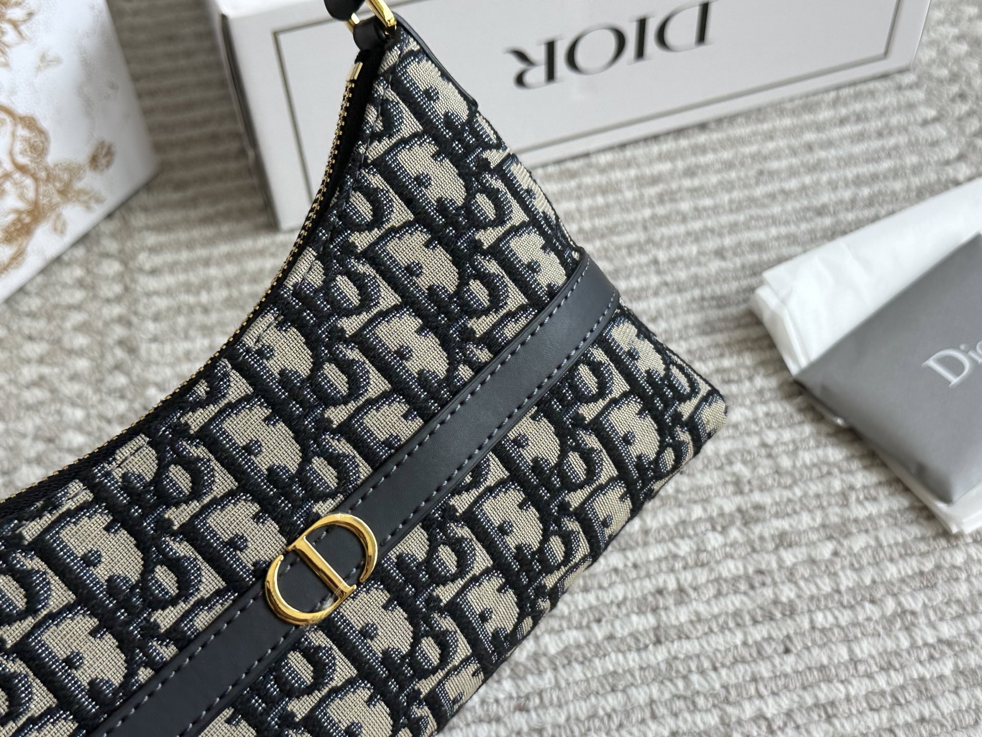 Dior Hobo Underarm Bag - cnluxepick