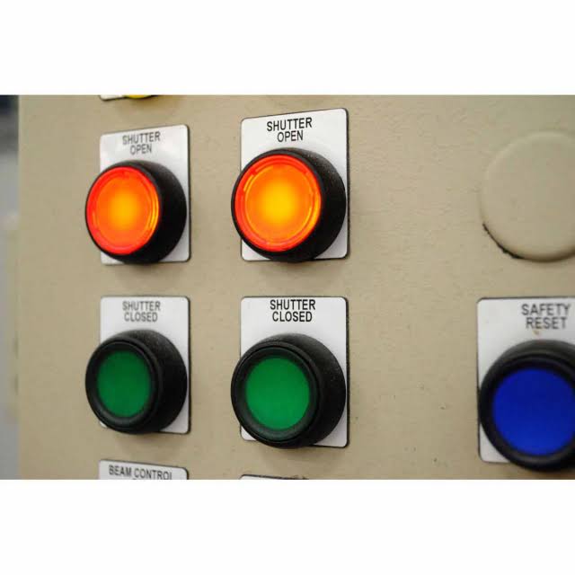 Brady, B30EP-168-593-RD, Red Raised Panel Polyester Label