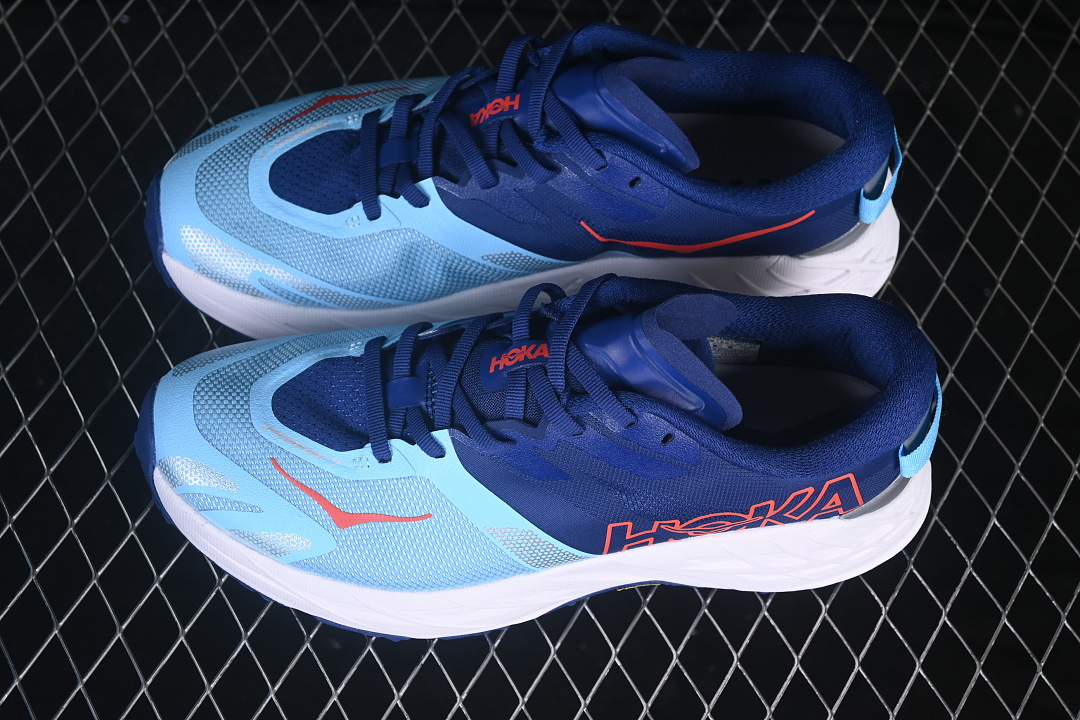 HOKA One One Speedgoat 7
