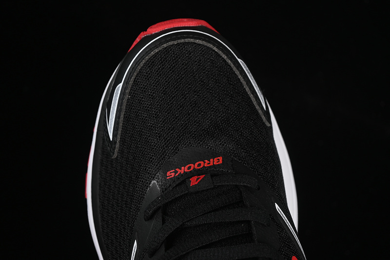 Brooks Launch 4 Running Shoes