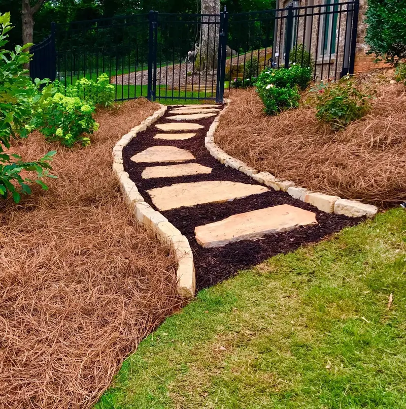 Premium Long-Needle Pine Straw Mulch – Covers 300 Square Feet, Natural Weed Suppression