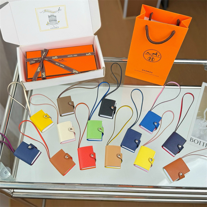 HERMES Ulysse nano バッグ用 メモパッド チャーム エルメス スーパーコピー