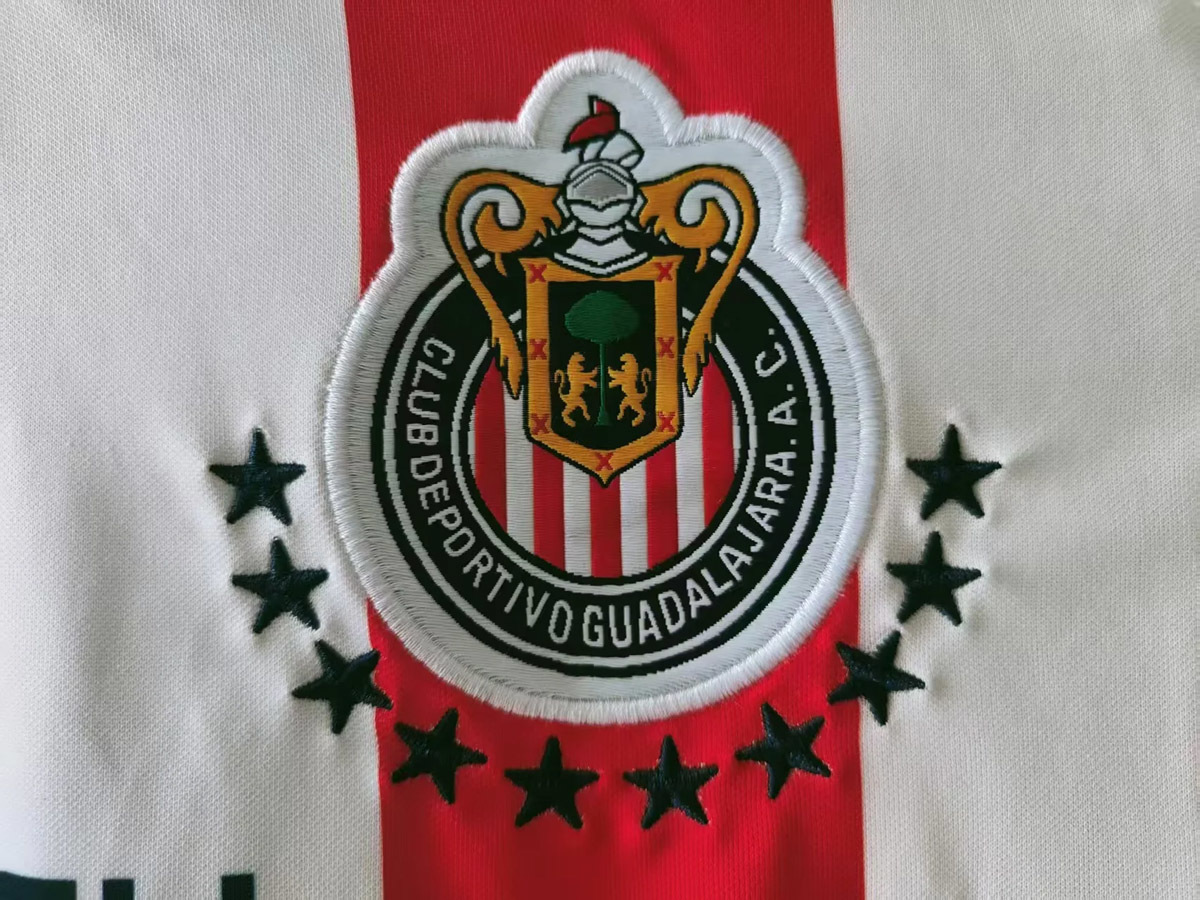 Retro 2000/01 Chivas Home Jersey S-XXL 4