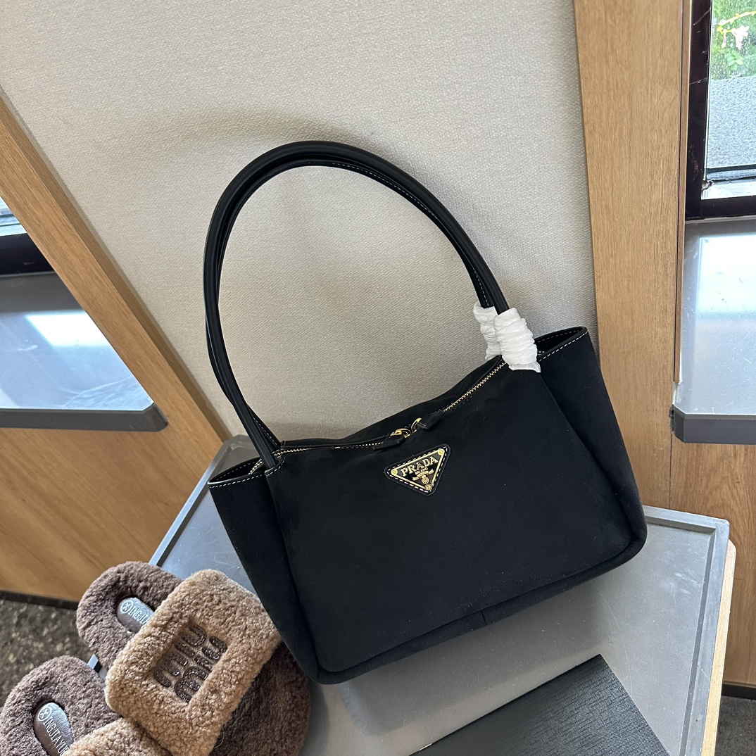 Prada Hobo Tote bag suede - cnluxepick